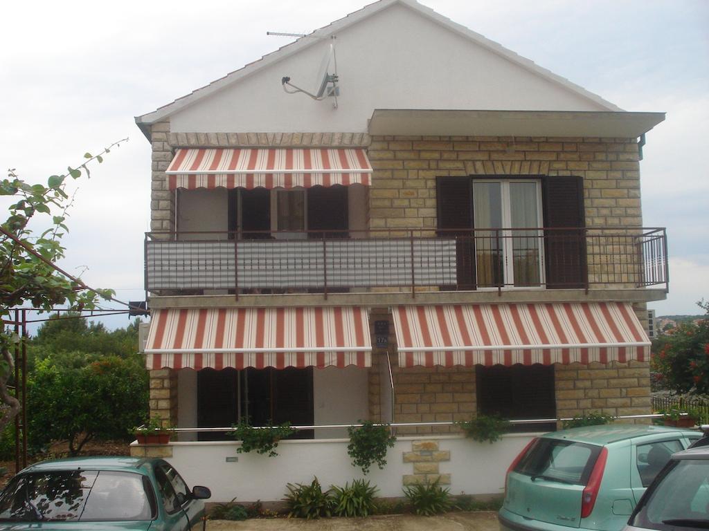 Apartments Dalmacija Рогозниця Номер фото